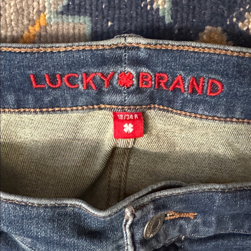 Lucky Brand Dark Blue Skinny Jeans - Picture 2 of 3